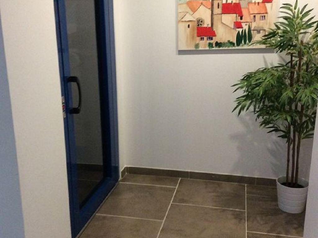 Local professionnel AUPS (83630) AZUR VERDON IMMO