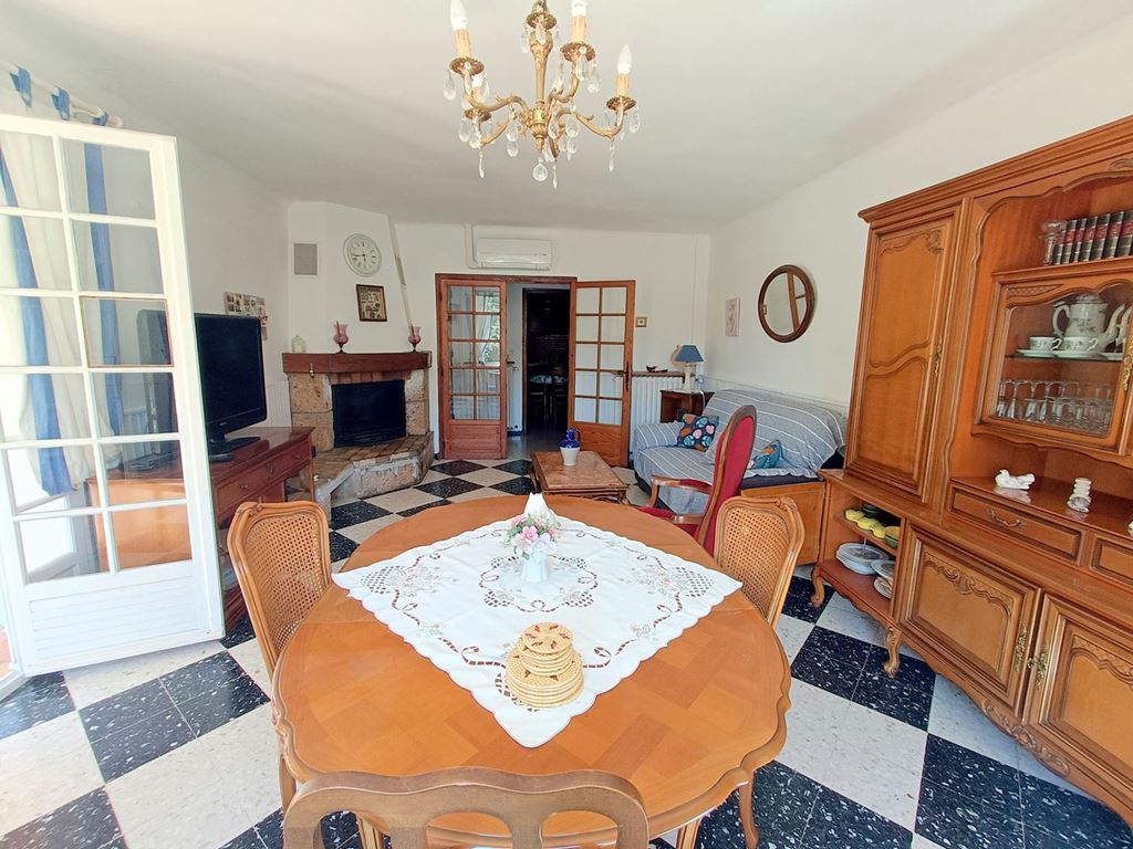 Maison de plain pied REGUSSE (83630) AZUR VERDON IMMO